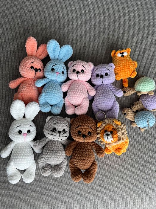 Іграшки з плюшевої пряжі