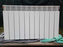 Grzejnik aluminiowy biały 11 żeberek