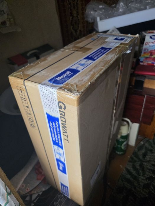 Growatt SPF 6000 ES Plus новий