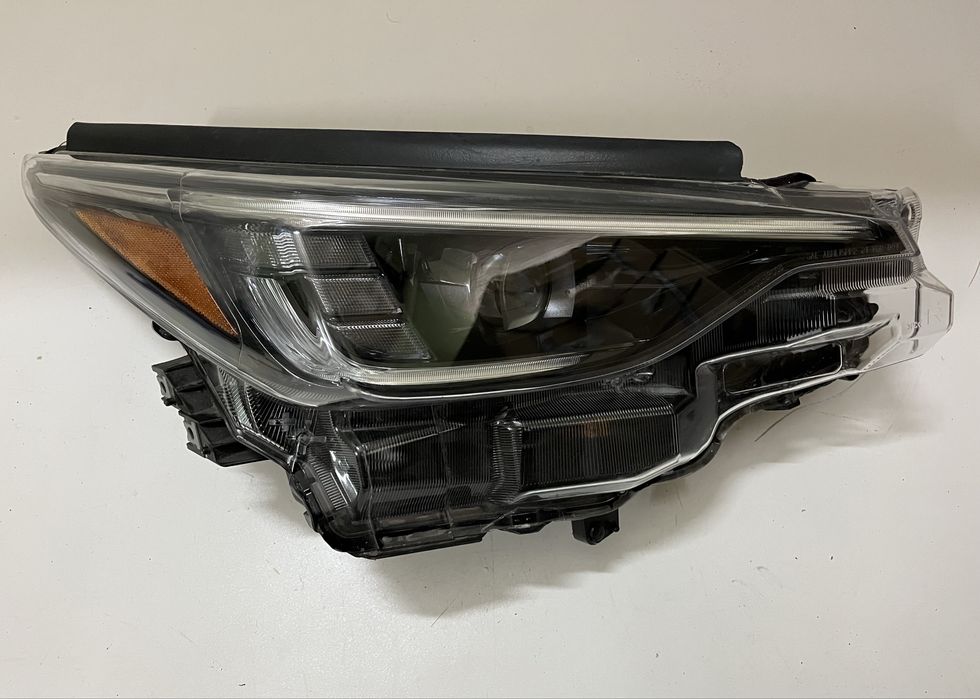 Фара права Subaru Crosstrek Impreza full led 2023 2024 америка
