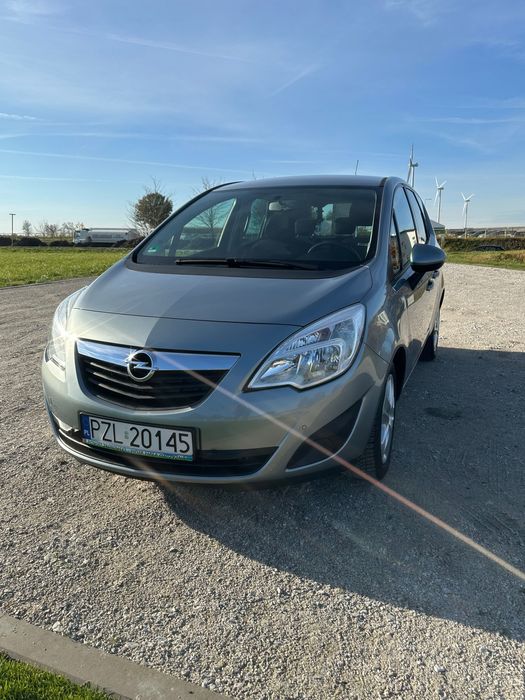 opel meriva 2010 rok 1.4 benzyna zarejstrowana oc przeglad