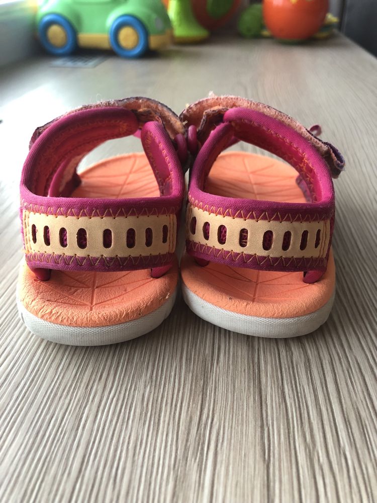 Сандали босоножки Clarks