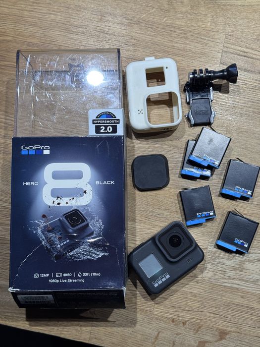 GoPro HERO 8 BLACK + zestaw baterii