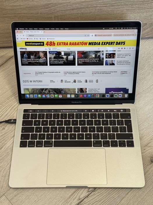 Apple MacBook Pro i5 8GB Ram Touch Bar 512GB SSD jak nowy