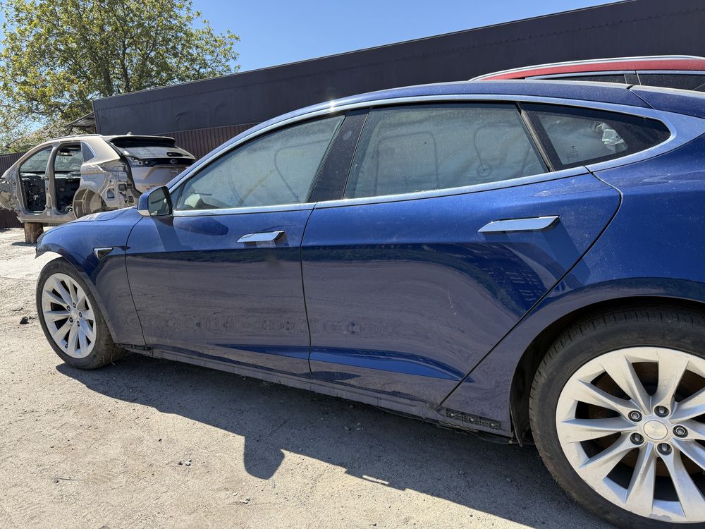 Дверка ляда tesla s rest разборка