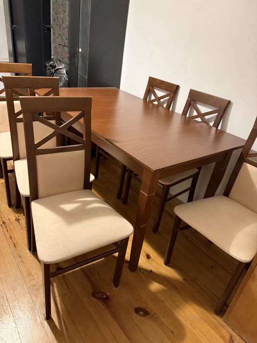 Stół 190/85 z 6 krzeslami w stanie bardzo dobrym