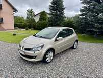 RENAULT CLIO III Initiale paris