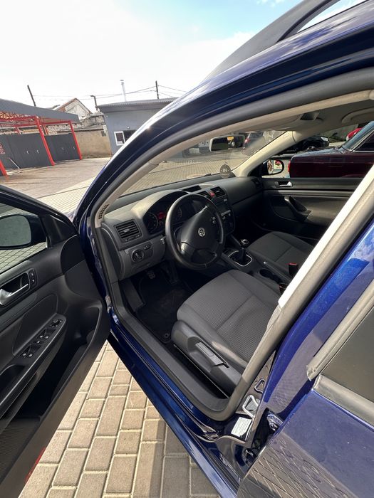 Продам Golf 5 2009