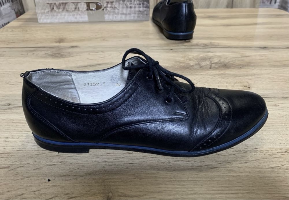 Туфлі MIDA жіночі (натуральна шкіра, р. 38-39)