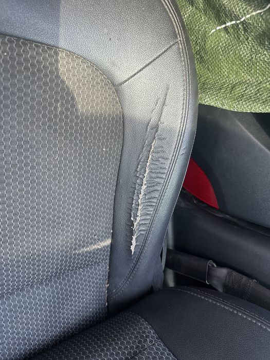 Салон сидіння сідушки автосидіння Hyundai IX35 10-17 з підігрівом