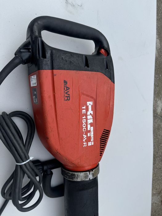 Młot wyburzeniowy Hilti TE 1500 AVR
