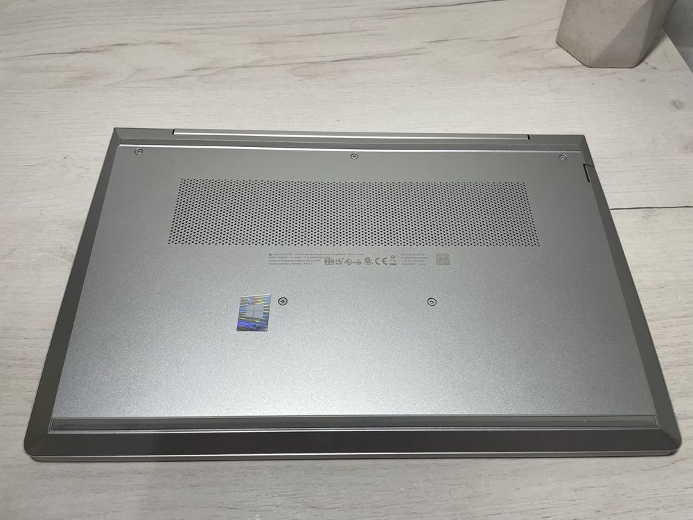 HP ProBook 445 G8 14" / Ryzen 5 5600U / 16GB / 256GB SSD / Full HD IPS