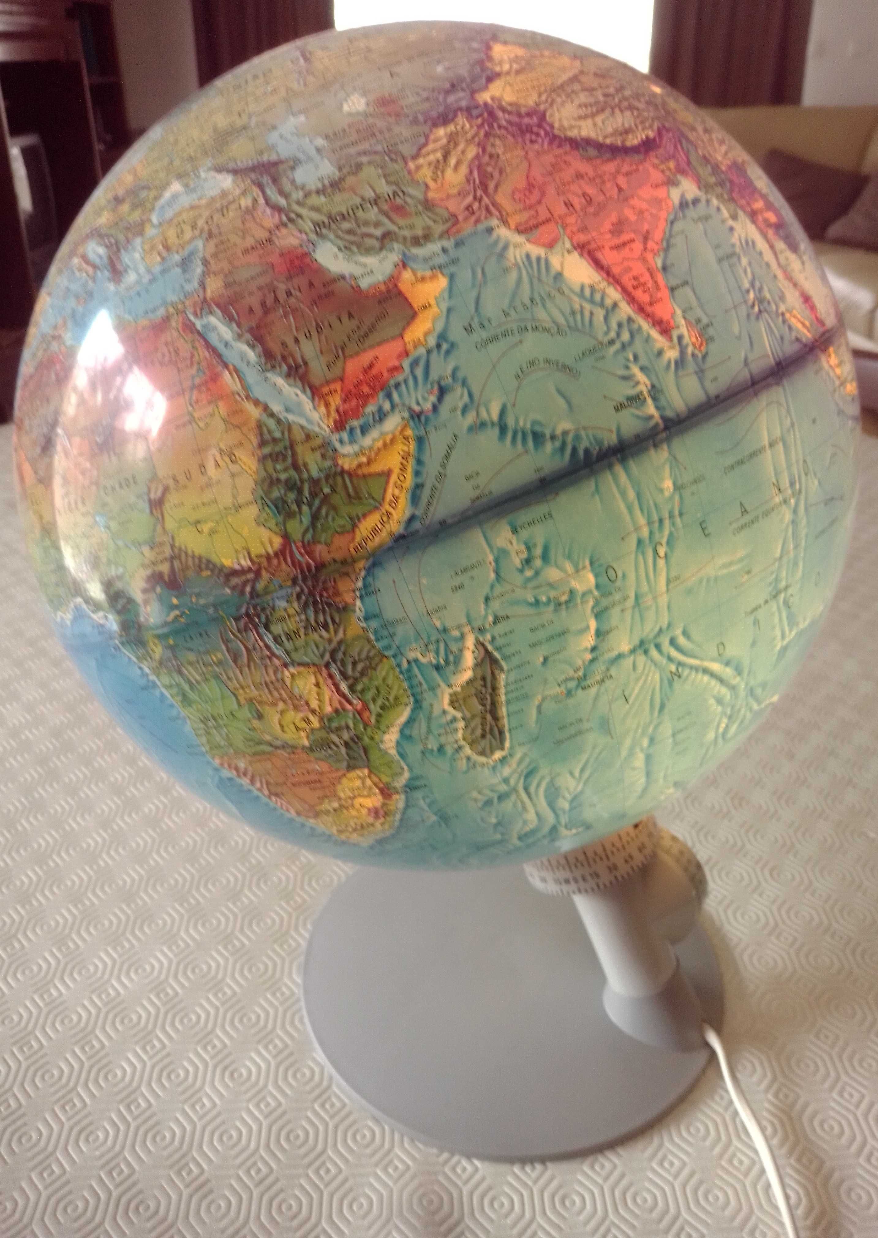 Globo Terrestre Iluminado – Scanglobe AS de 1978