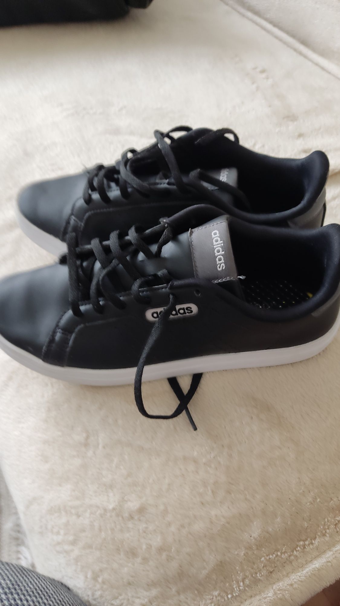 Adidasy adidas 23.5 cm