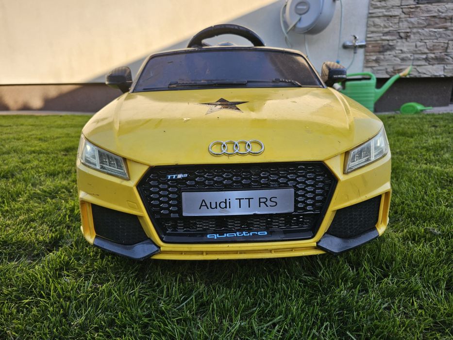 Autko na akumulator jeździk akumulatorowy audi pilot ładowarka