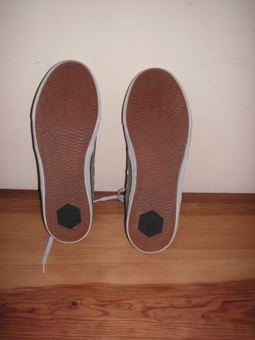 Calçado / Ténis / Sapatilha Vulca 100 Kaki ( T/42)