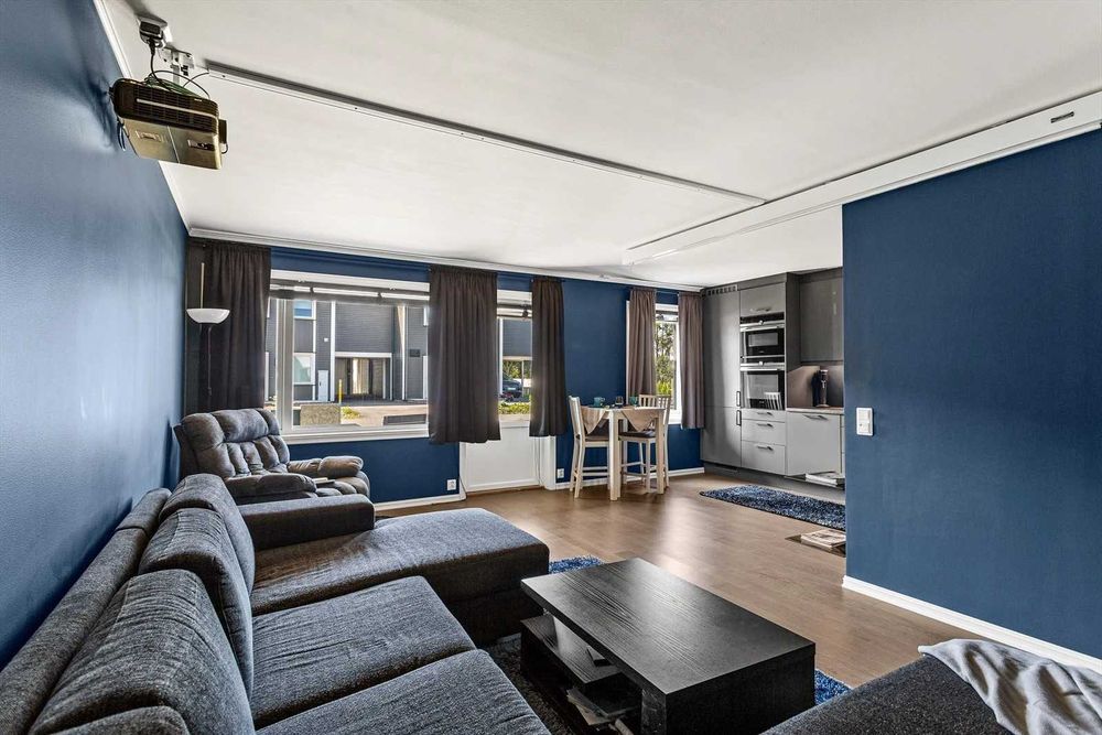 BenQ Optoma UHD51A 4K HDR Projector