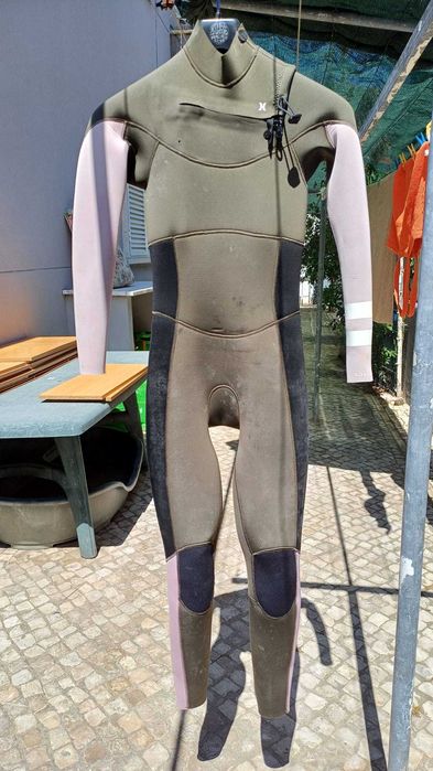 Fato de Surf de Senhora 4/3 da marca Hurley (tamanho XS)
