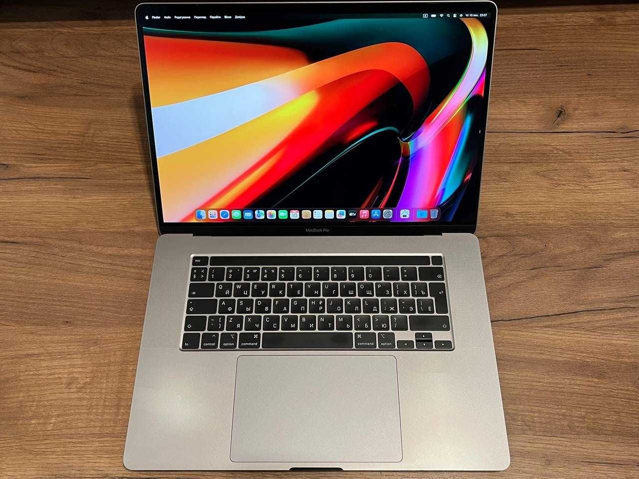 MacBook Pro 16" (2020) i7/16GB/512GB