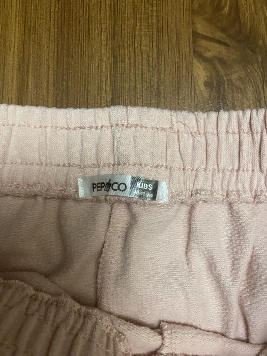 Штани для дівчинки 50 грн