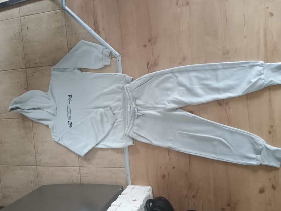 Komplet dresowy Reserved