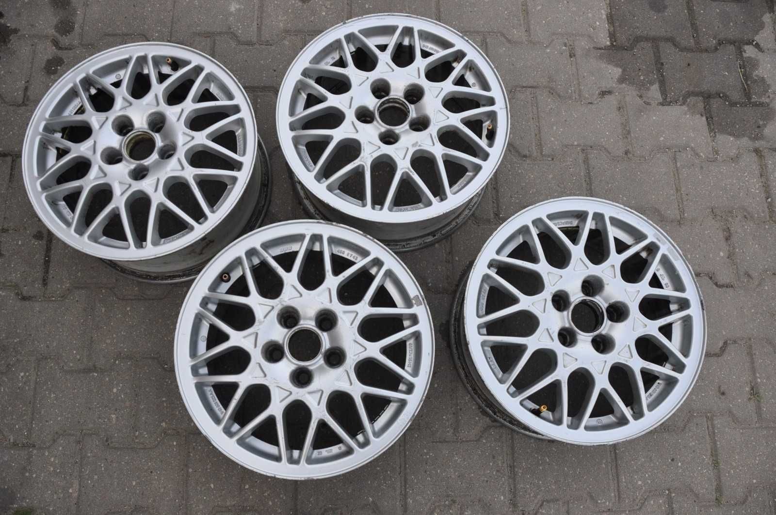 Felgi BBS 458 Vw Golf 3 VR6 Corrado 6.5Jx15H2 ET43 5x100 1H0'601025AA