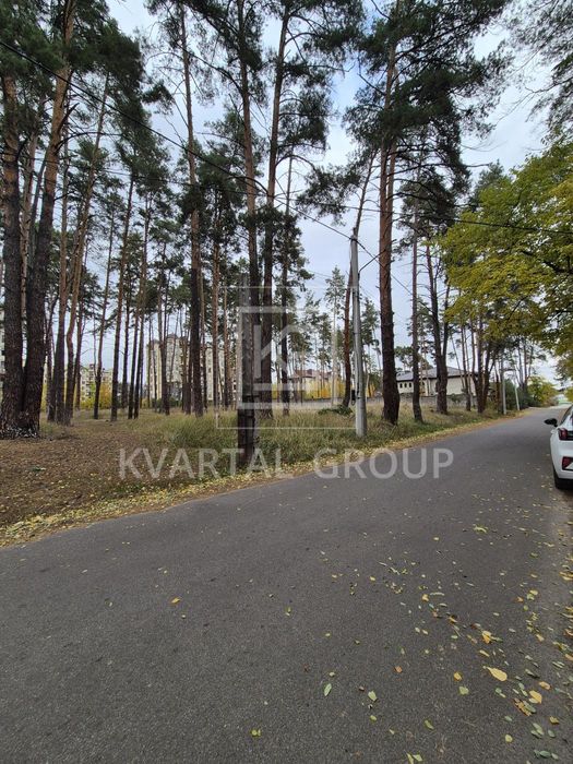 Ділянка в топовій локації!