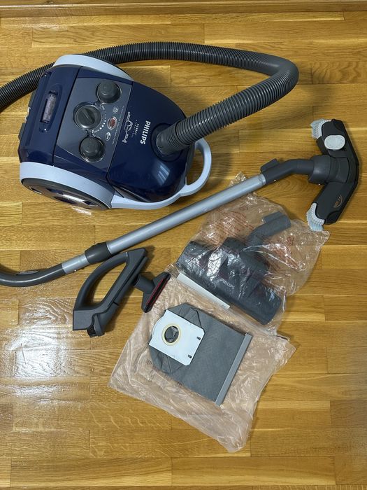 Пылесос Philips FC 9067 (синий)