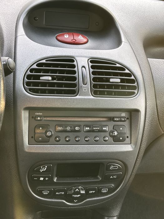 Peugeot 206 CC Cabrio 2005 – Excelente estado, pneus novos