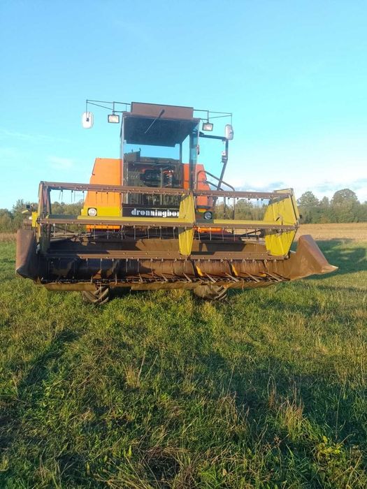 Комбайн Dronningborg D3000