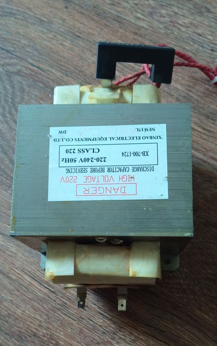 Трансформатор від мікрохвильовки