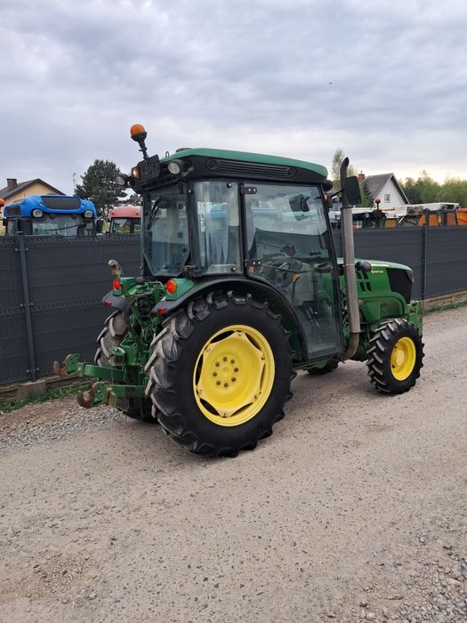 John Deere 5085GN Sadowniczy 2017 rok Fendt Nexos 220ve
