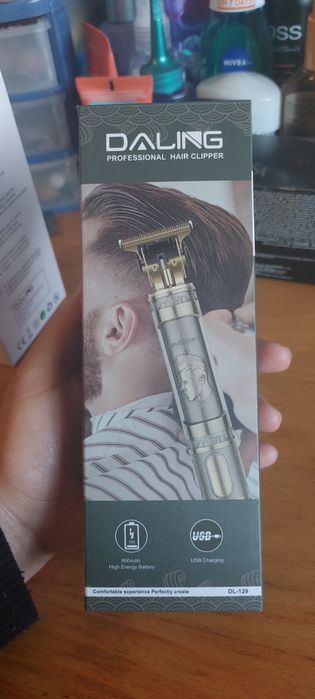 Aparador de Cabelo Daling Modelo DL-129