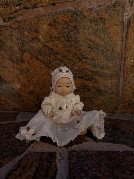 Bonecas de porcelana