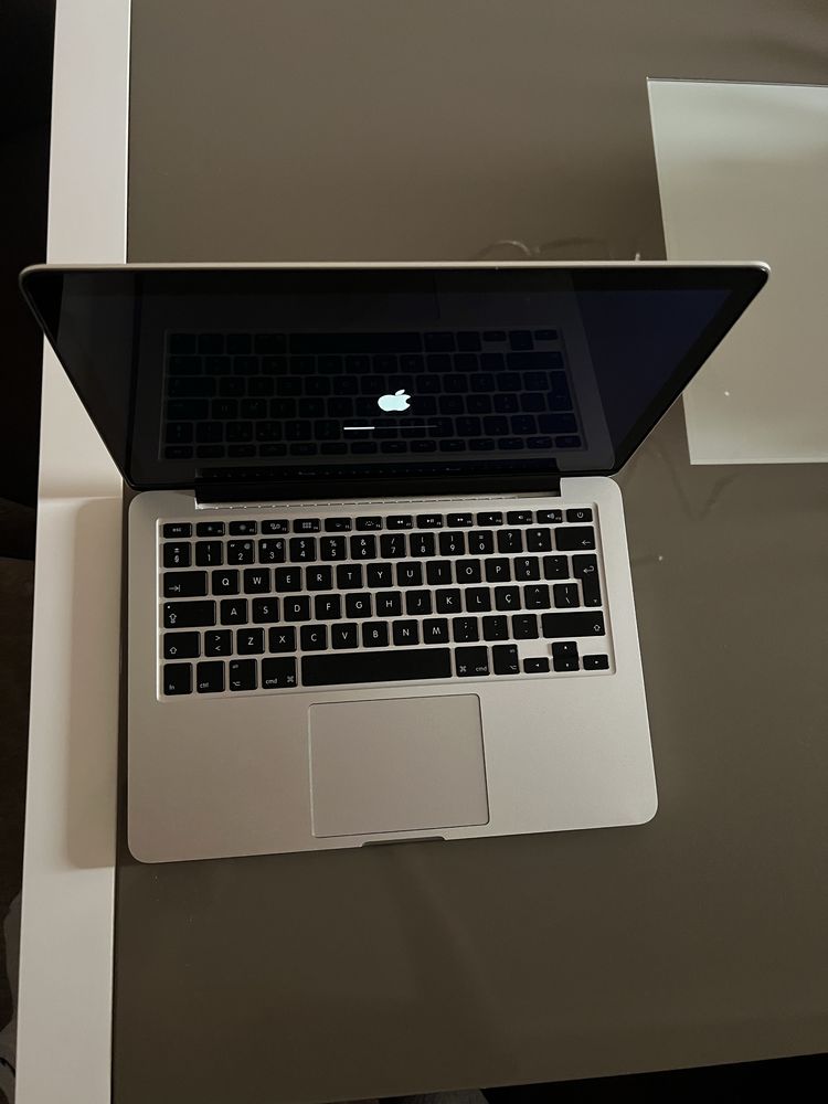 Macbook apple pro ( retina 13 polegadas )