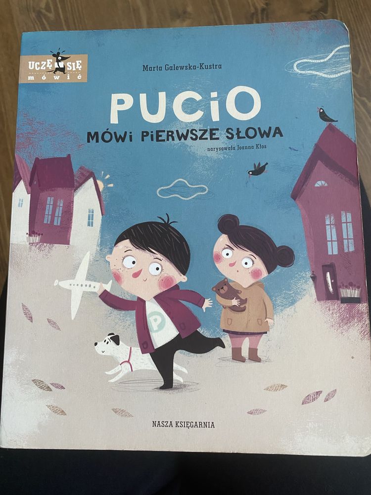 Ksiazka Pucio mówi pierwsze słowa