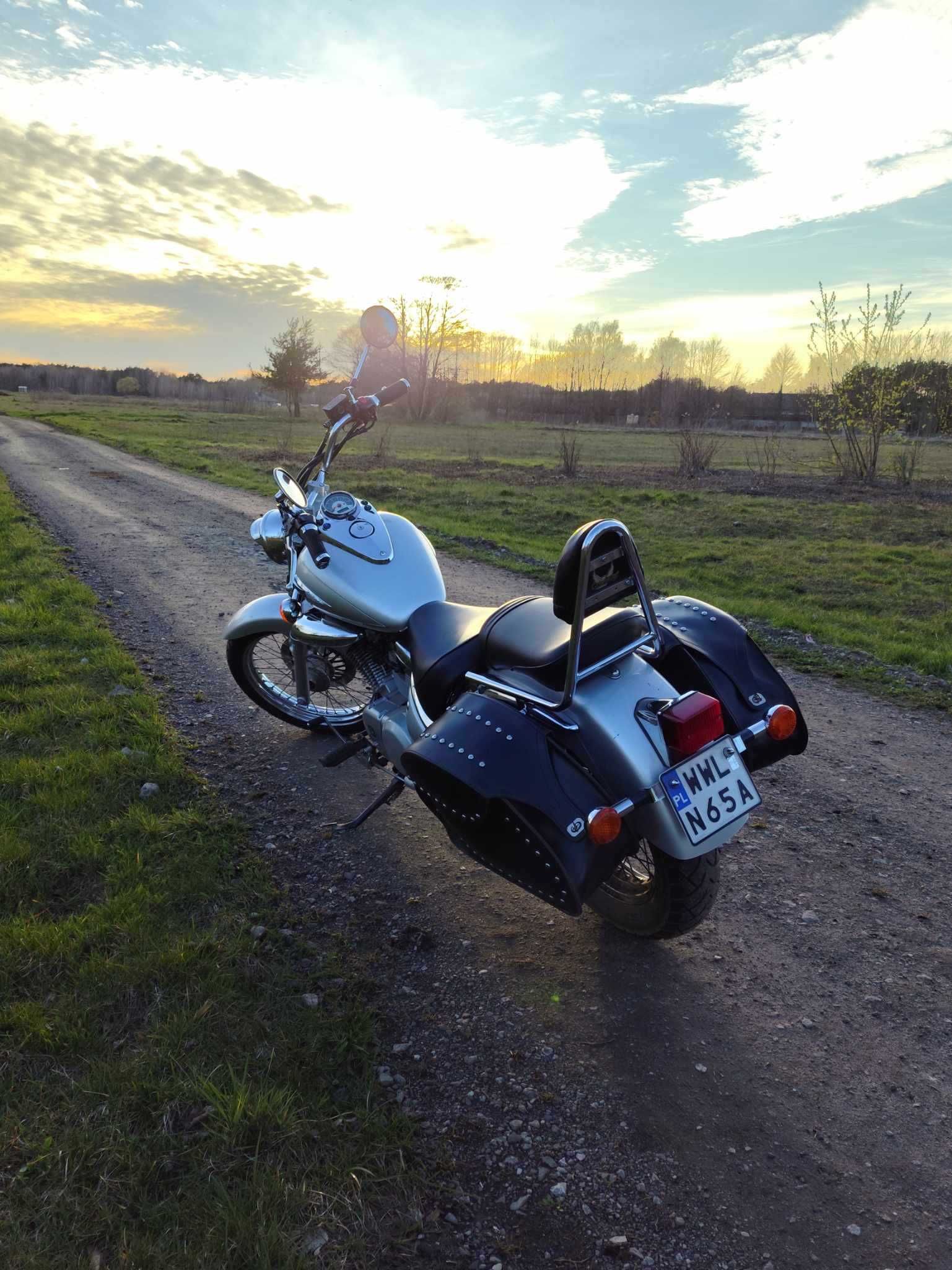 Suzuki Intruder 125