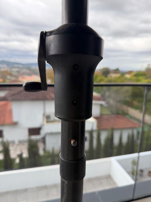 Chapéu de Sol para Jardim e base em pedra de 30kg