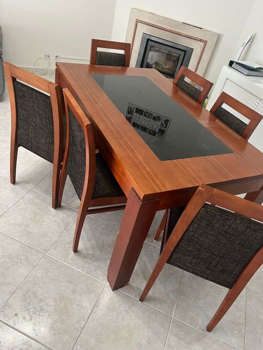 Móvel de sala em Cerejeira + mesa e cadeiras