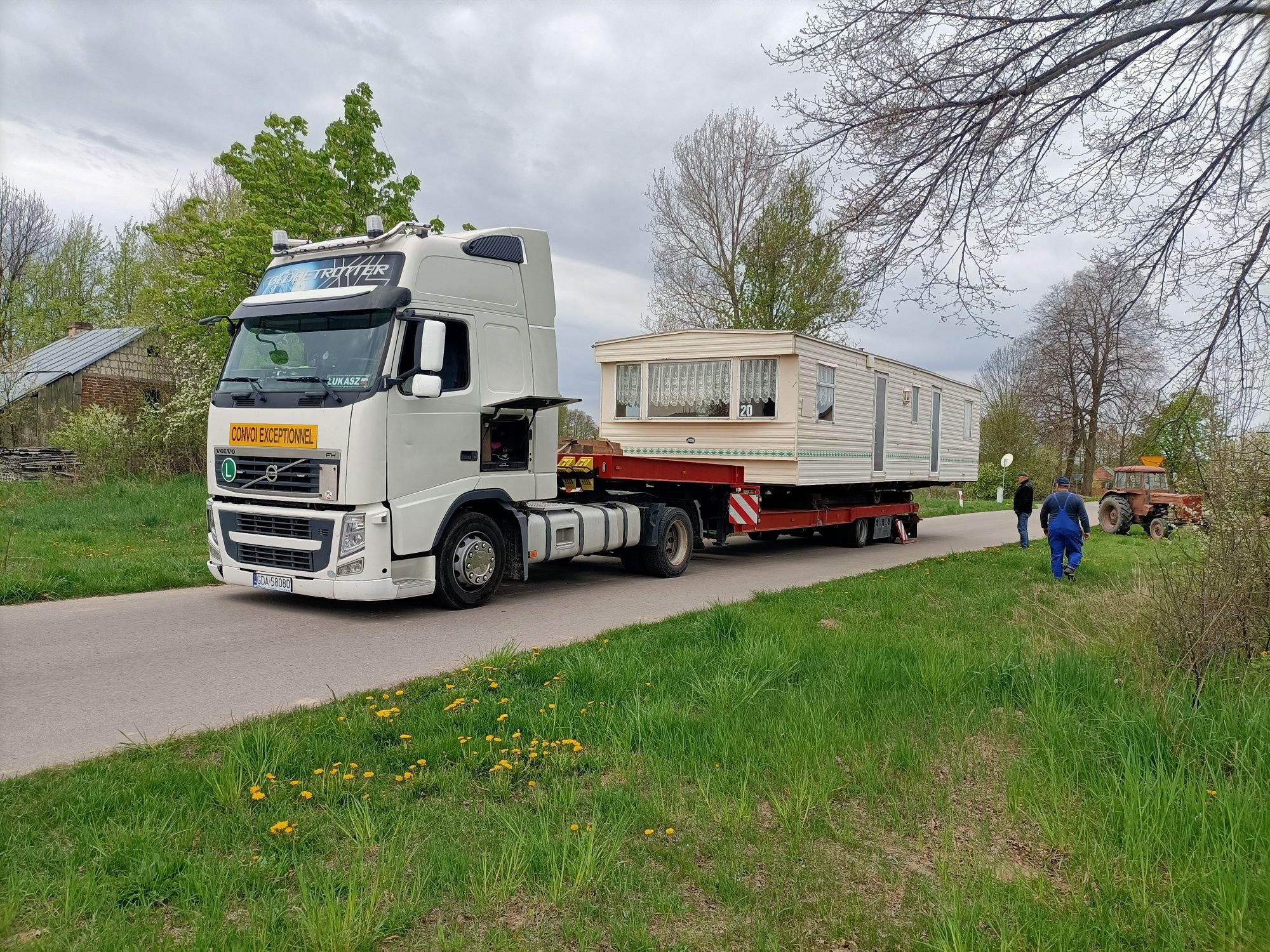 Transport domków holenderskich angielskich Europa PL laweta traktor