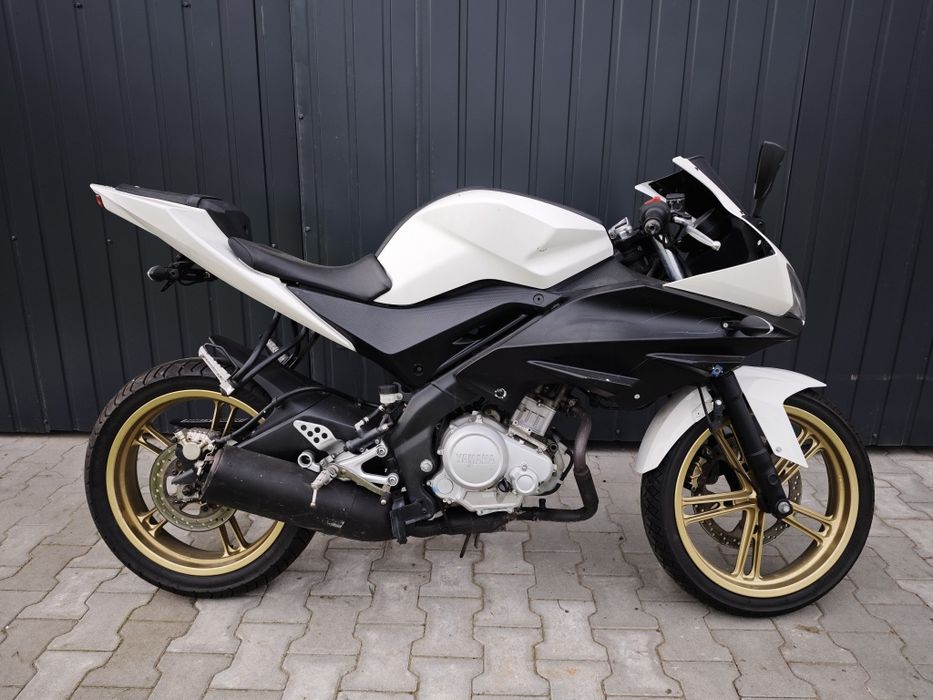 Yamaha YZF125R Uszkodzona
