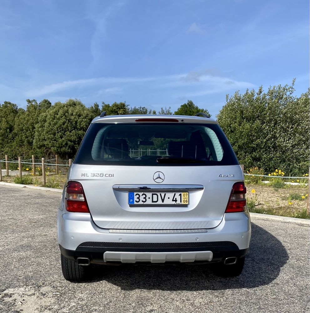 ML 320cdi 4matic (selo antigo)