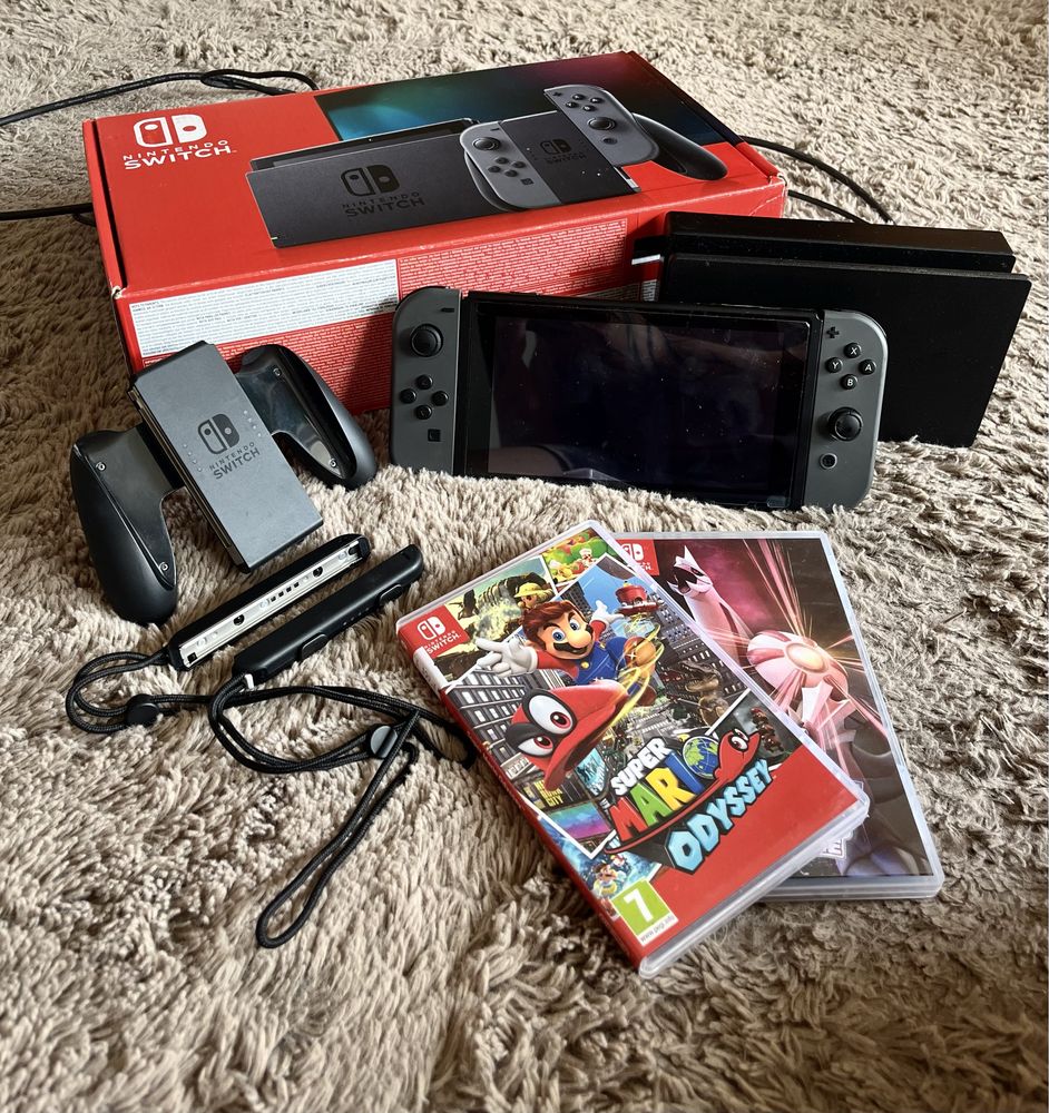 Nintendo switch czarne+ akcesotia i gry