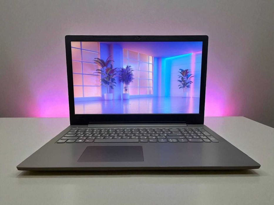 Ультрабук Lenovo V130-15IKB/15.6'/Core i3/8GB DDR4/256GB SSD/HD 620