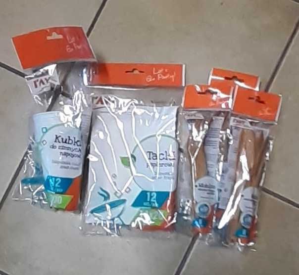 Zestaw naczyń  jednorazowych na grilla