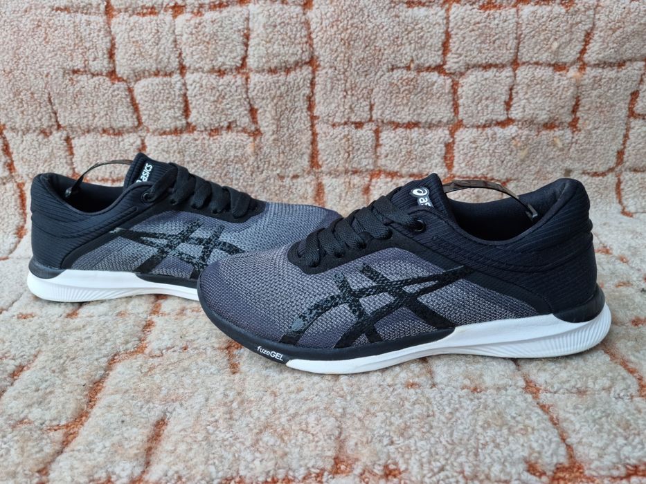 кроссовки Asics FuzeX Rush