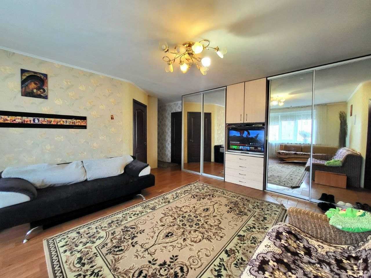 Продаж 4-кімнатної квартири, вул. Р. Скалецького