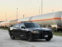 Dodge Charger R/T Police 5.7 HEMI Oryginalny radiowóz z Kalifornii