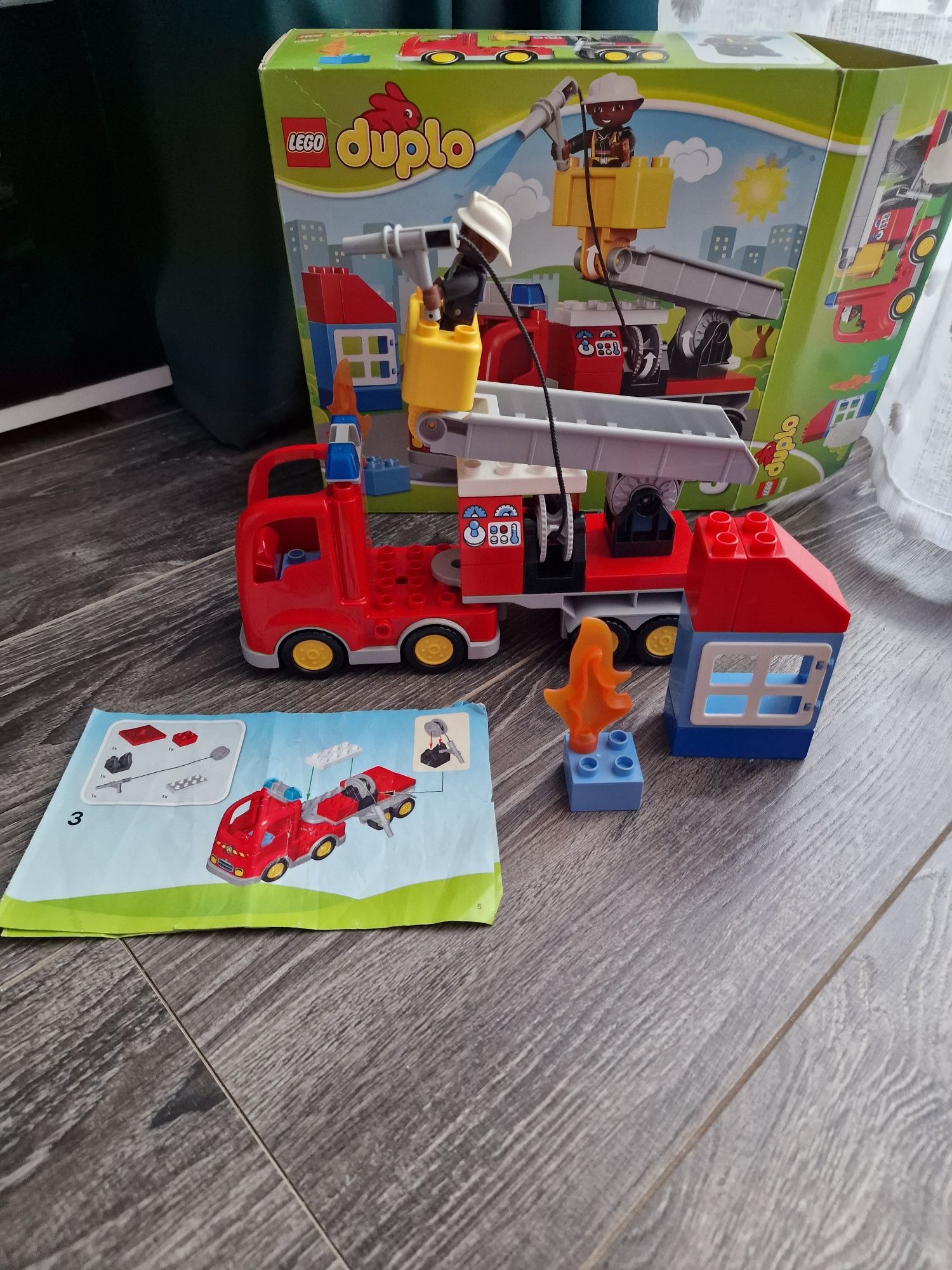 Lego duplo wóz strażacki 10592