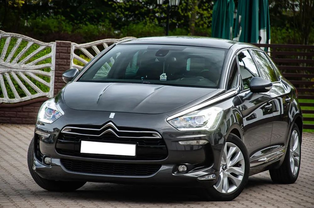 DS Automobiles DS 5 2.0 HDI 163 koni Led Navi Kamera Skóra Klima Alu Serwis PDC